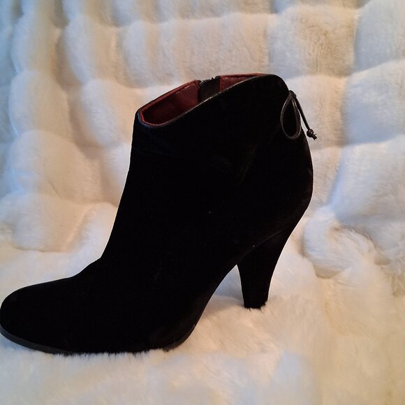Daniblack Black Velvet Bootie - Picture 2 of 4